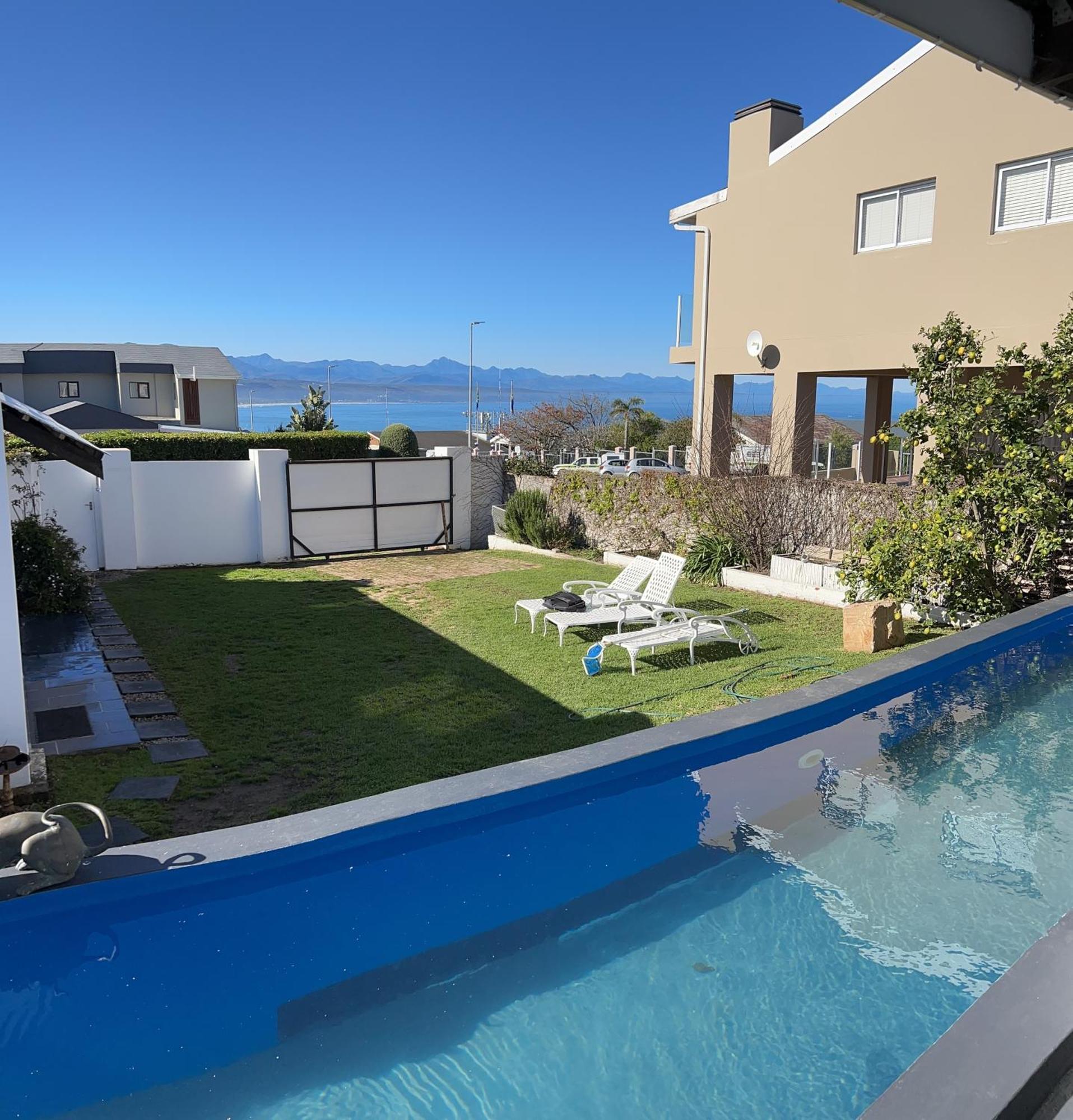 De La Fontaine Guest Cottage And Pool View Luxury Suite Plettenbergbaai Buitenkant foto